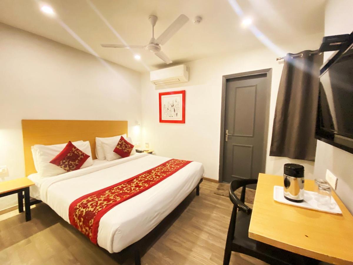 Hotel Yellow Saffron Delhi  Exterior foto